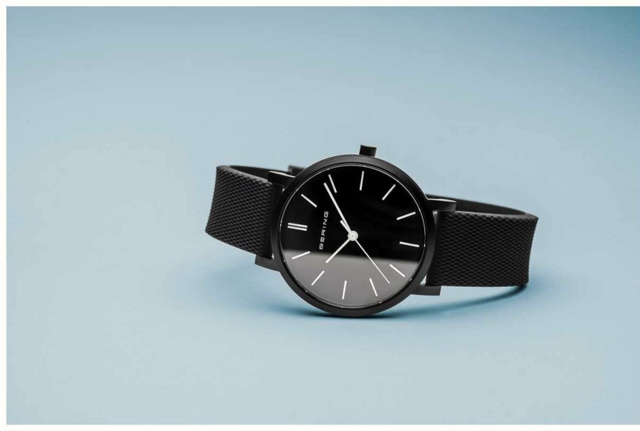 Women'S Bering | Bering | True Aurora | Black Rubber Strap | Black Dial