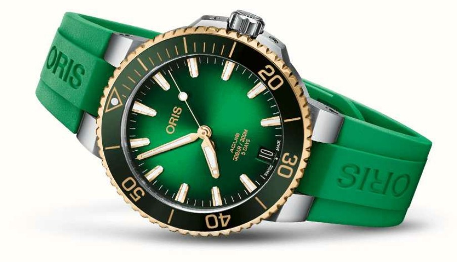 Men'S ORIS | Oris Aquis Date Bi-Colour Calibre 400 Automatic (41.5Mm) Green Dial / Green Rubber Strap